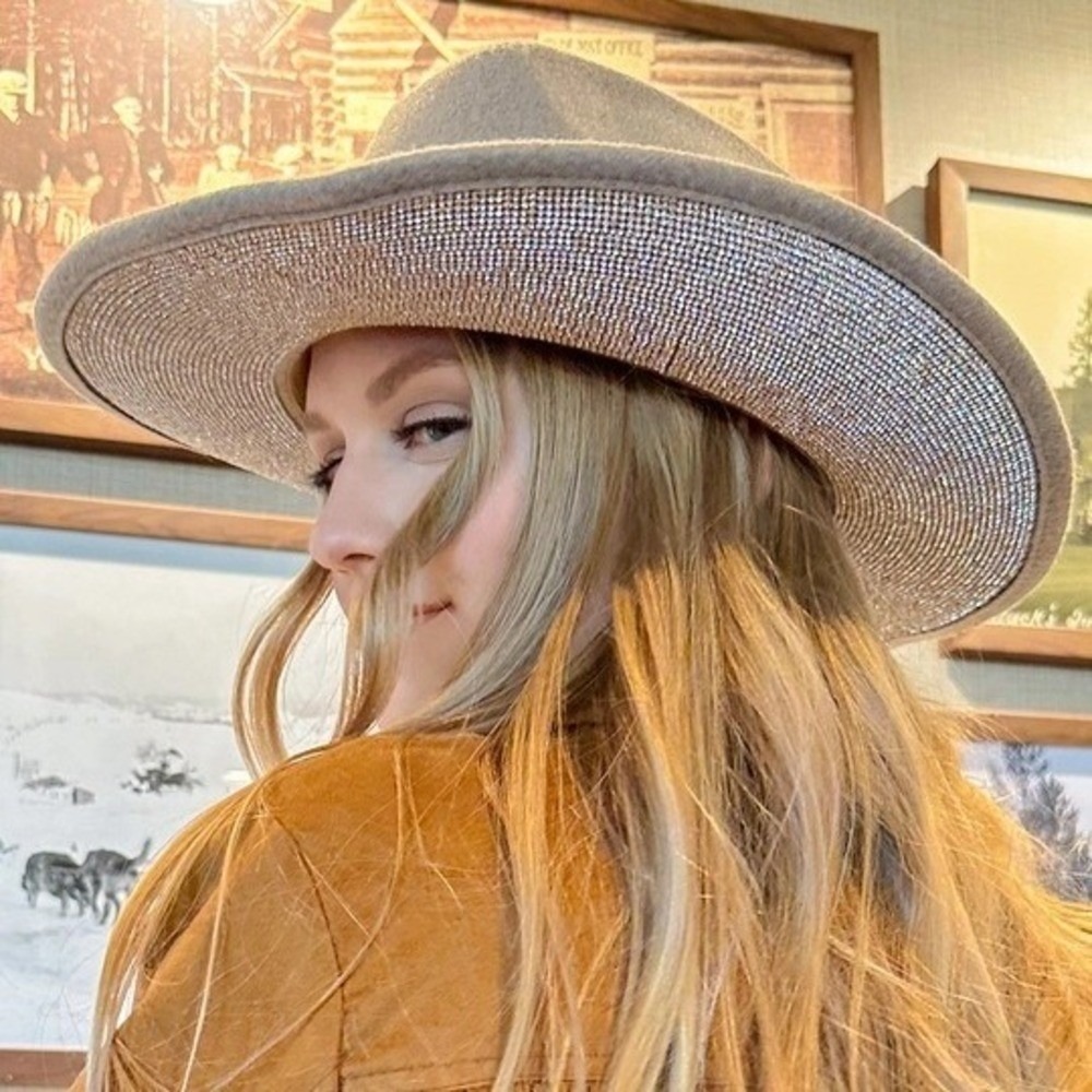 CC BEANIE Sparkly Rhinestone Western Cowboy Hat Tan Silver Trim Women NWT